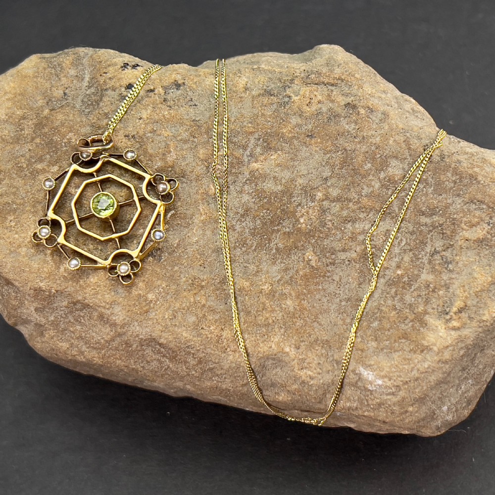 15ct Gold Peridot & Seed Pearls Art Nouveau Lavalier Pendant Necklace View IX