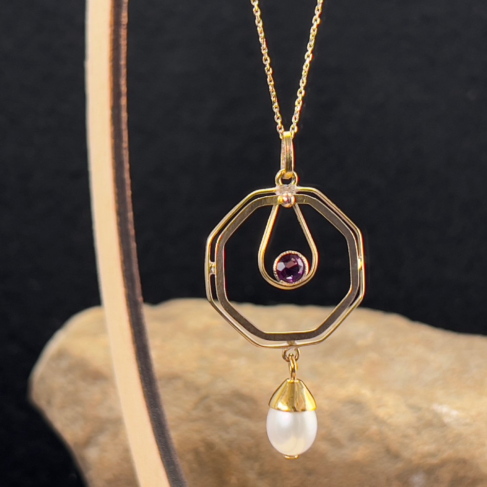 9ct Gold Art Nouveau Amethyst And Cultured Pearl Pendant Necklace View X