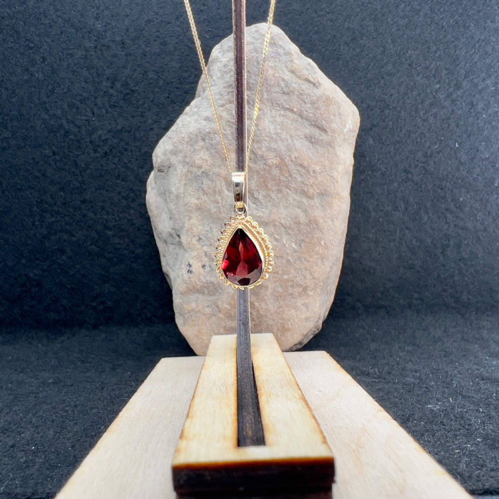 9ct Gold Pear Cut Garnet Pendant Necklace View X