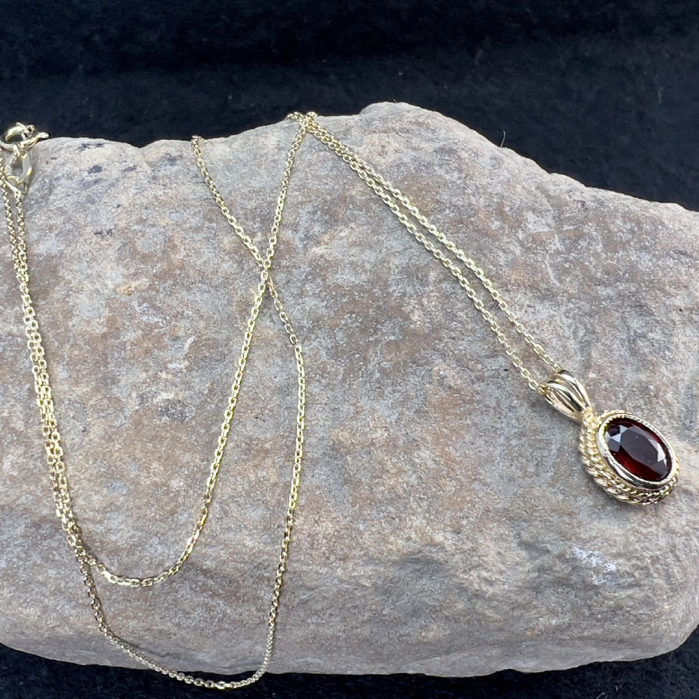 9ct Gold Oval Cut Garnet Pendant Necklace View IX
