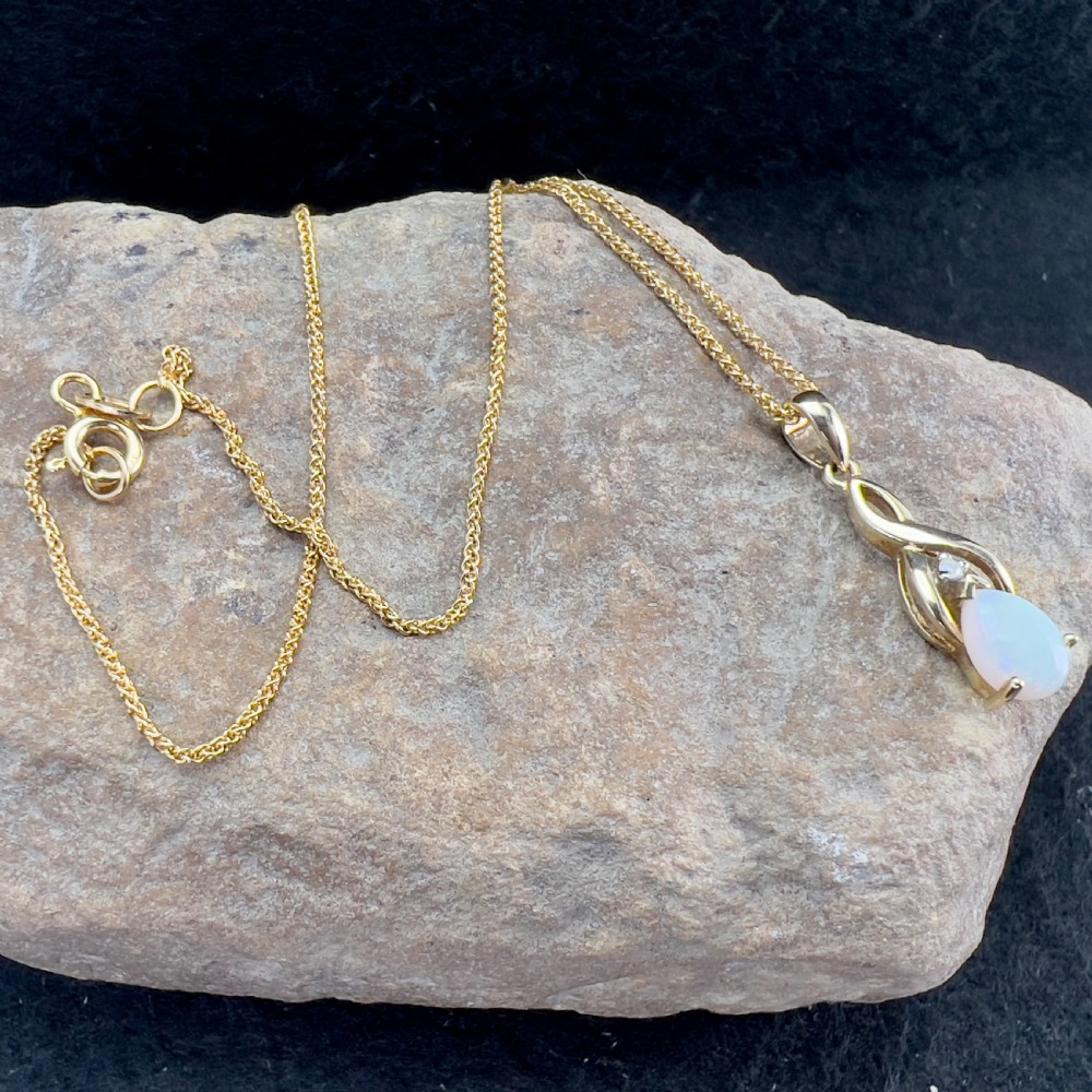 9ct Gold Opal & Diamond Pendant Necklace View XII