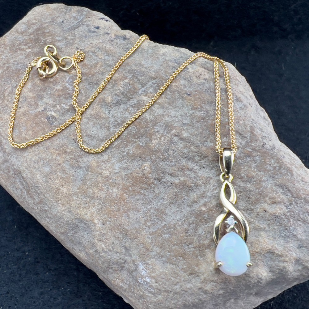 9ct Gold Opal & Diamond Pendant Necklace View XIII