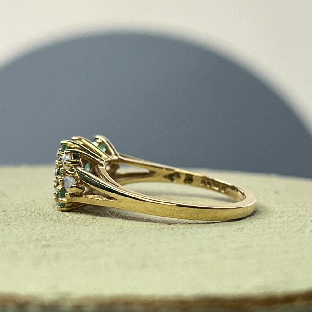 9ct Gold Unusal Emerald & Opal Cluster Ring View IV