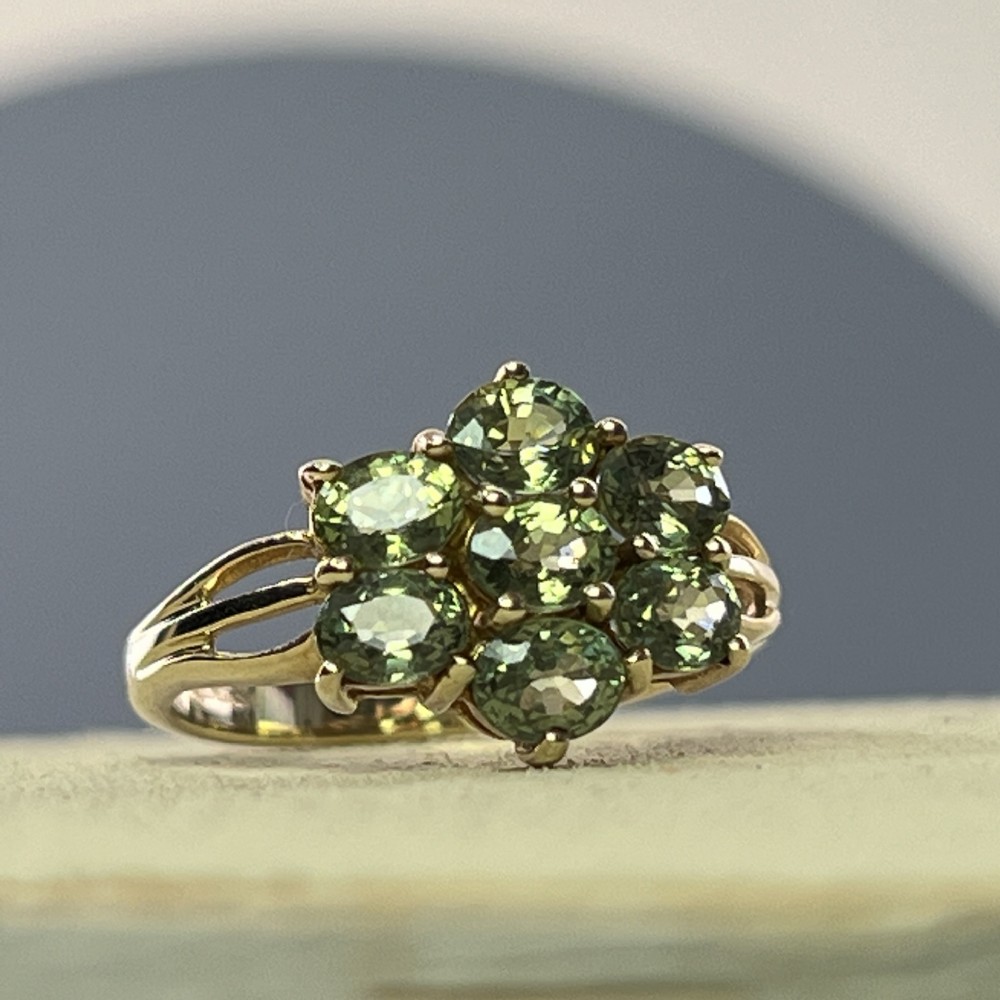 9ct Gold Green Sapphire Cluster Dress Ring