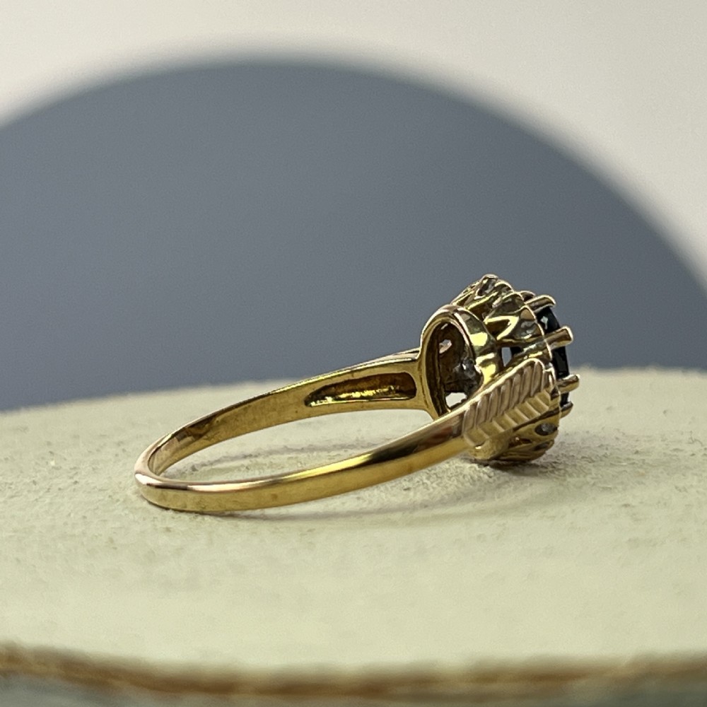 9ct Gold Vintage Sapphire & Diamond Cluster Ring View VIII