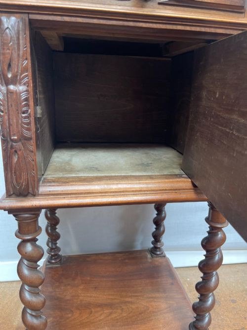 ANTIQUE FRENCH LOUIS XIII BEDSIDE CABINET - ADDITIONAL PHOTO 5