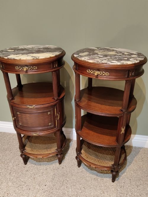 ANTIQUE PAIR OF BEDSIDE CABINETS - ADDITIONAL PHOTO 2