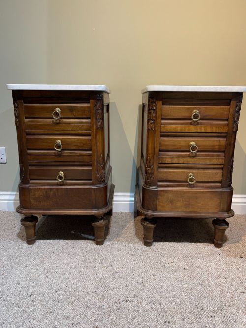 ANTIQUE PAIR OF BEDSIDE CABINET - ADDITIONAL PHOTO 1