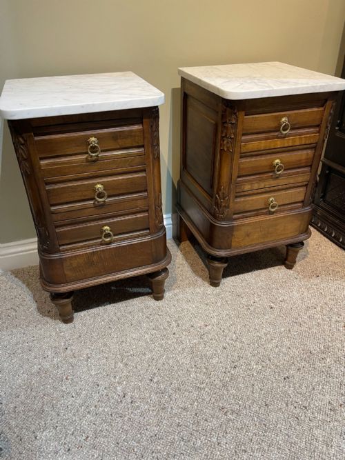 ANTIQUE PAIR OF BEDSIDE CABINET - ADDITIONAL PHOTO 2