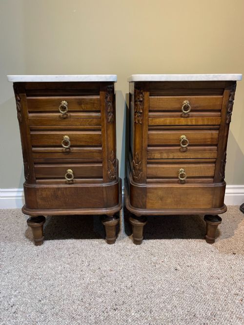ANTIQUE PAIR OF BEDSIDE CABINET - ADDITIONAL PHOTO 3