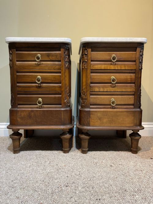 ANTIQUE PAIR OF BEDSIDE CABINET - ADDITIONAL PHOTO 4
