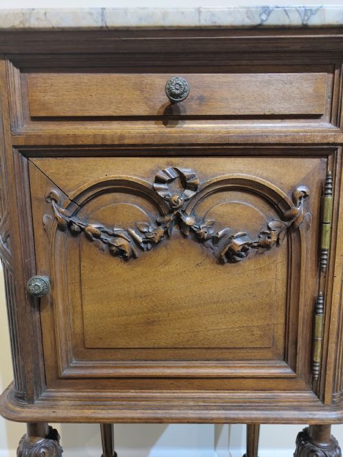 ANTIQUE BEDSIDE CABINET - ADDITIONAL PHOTO 6