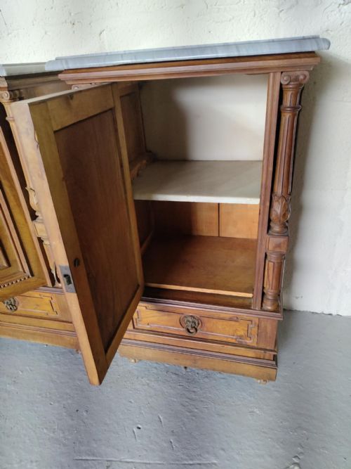 ANTIQUE PAIR OF BEDSIDE CABINETS - ADDITIONAL PHOTO 2