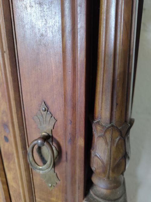 ANTIQUE PAIR OF BEDSIDE CABINETS - ADDITIONAL PHOTO 7