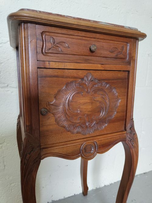 ANTIQUE BEDSIDE CABINET - ADDITIONAL PHOTO 3