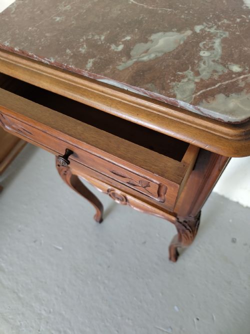 ANTIQUE BEDSIDE CABINET - ADDITIONAL PHOTO 5
