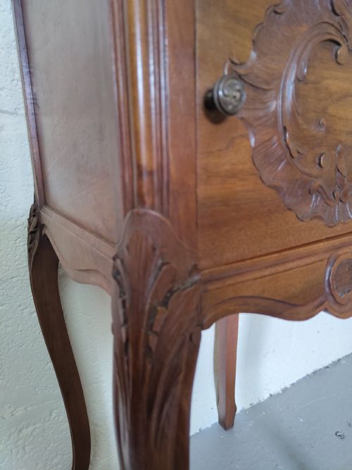 ANTIQUE BEDSIDE CABINET - ADDITIONAL PHOTO 4
