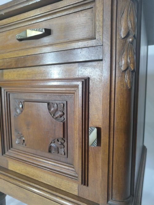 ANTIQUE PAIR OF BEDSIDE CABINETS - ADDITIONAL PHOTO 6