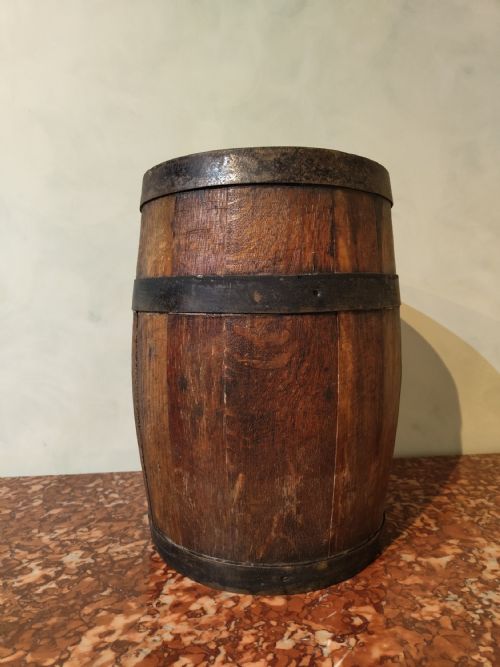 antique whiskey barrel - CATEGORY: ANTIQUE MISCELLANEOUS - DATED 1900