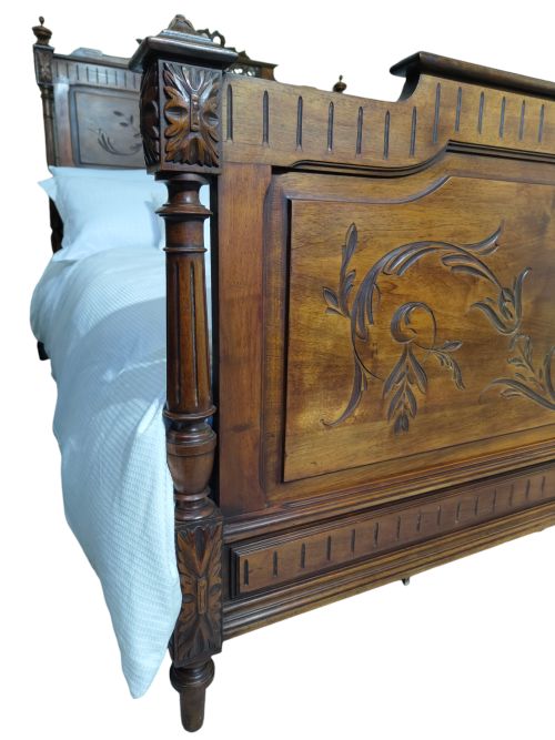 ANTIQUE DOUBLE BED - ADDITIONAL PHOTO 6