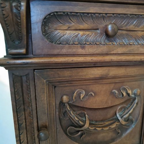 ANTIQUE BEDSIDE CABINET - ADDITIONAL PHOTO 6