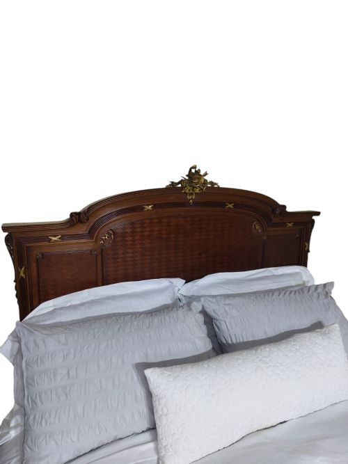 ANTIQUE KING SIZED BED - ADDITIONAL PHOTO 8