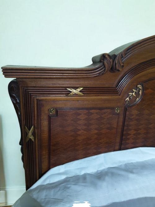 ANTIQUE KING SIZED BED - ADDITIONAL PHOTO 10