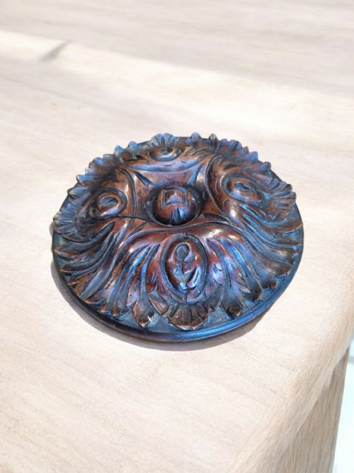 PAIR OF CARVED PANELS - ADDITIONAL PHOTO 2