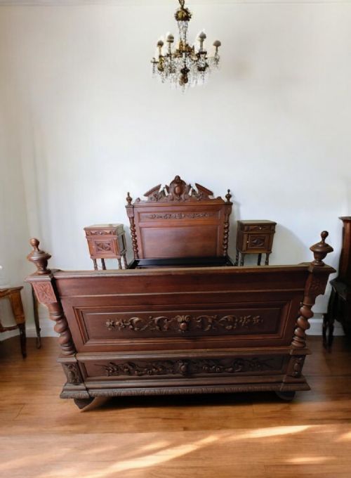 ANTIQUE KING SIZED BED - ADDITIONAL PHOTO 13