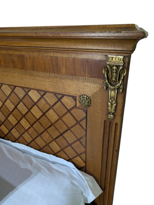 ANTIQUE KING SIZED BED - ADDITIONAL PHOTO 7