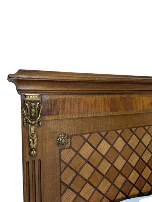 ANTIQUE KING SIZED BED - ADDITIONAL PHOTO 8