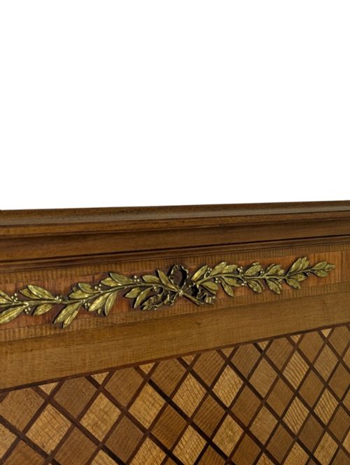 ANTIQUE KING SIZED BED - ADDITIONAL PHOTO 9