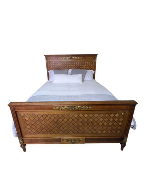 ANTIQUE KING SIZED BED - ADDITIONAL PHOTO 12