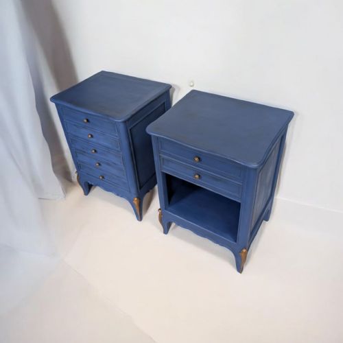 PAIR OR BEDSIDE CABINETS - ADDITIONAL PHOTO 4