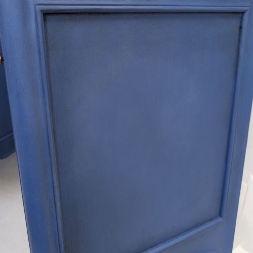 PAIR OR BEDSIDE CABINETS - ADDITIONAL PHOTO 10