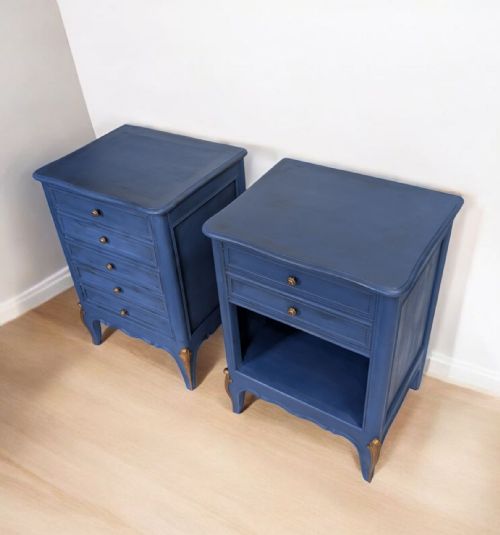 PAIR OR BEDSIDE CABINETS - ADDITIONAL PHOTO 14