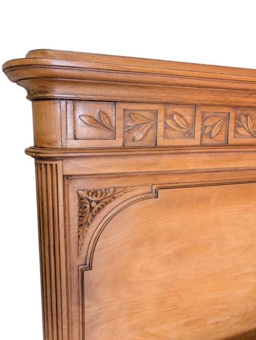 ANTIQUE KIING SIZED BED - ADDITIONAL PHOTO 2