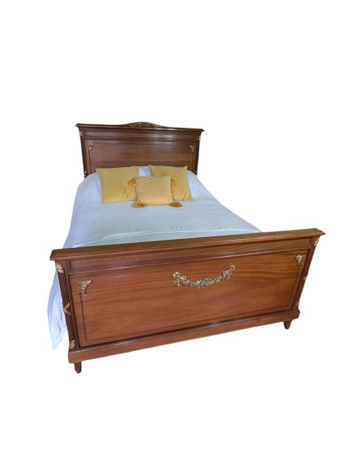 ANTIQUE KING SIZED BED - ADDITIONAL PHOTO 5