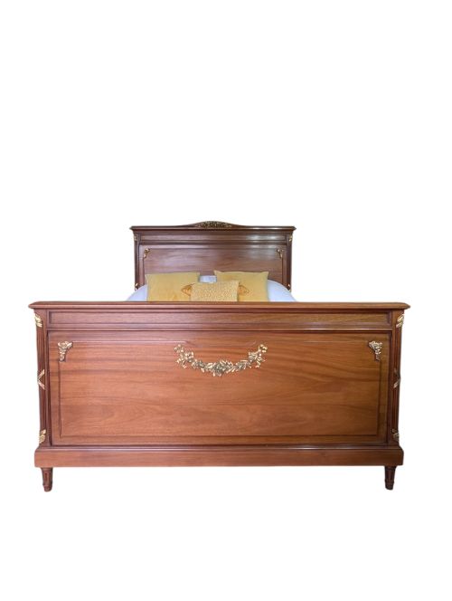 ANTIQUE KING SIZED BED - ADDITIONAL PHOTO 6