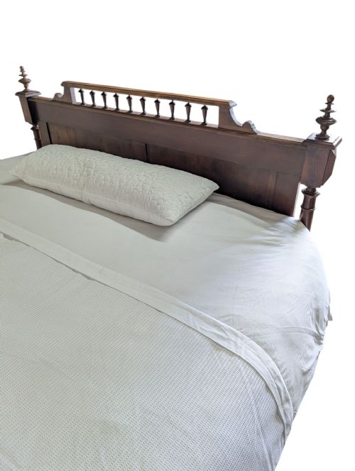ANTIQUE KING SIZED BED - ADDITIONAL PHOTO 7