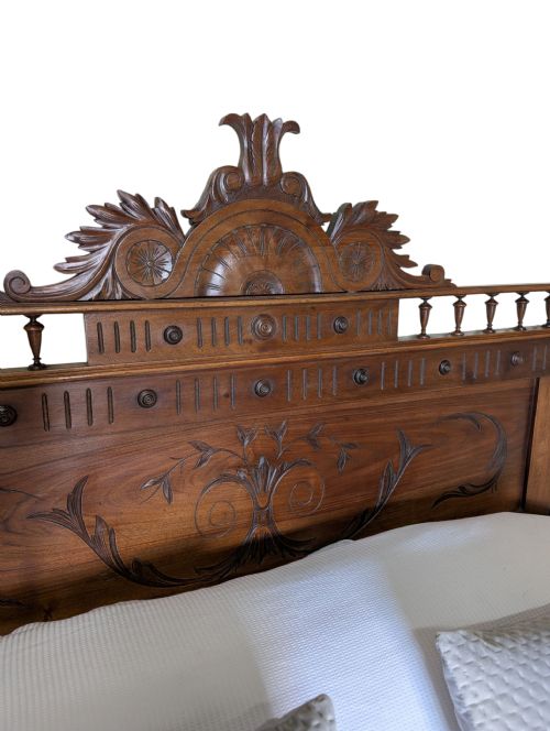 ANTIQUE KING SIZED BED - ADDITIONAL PHOTO 10