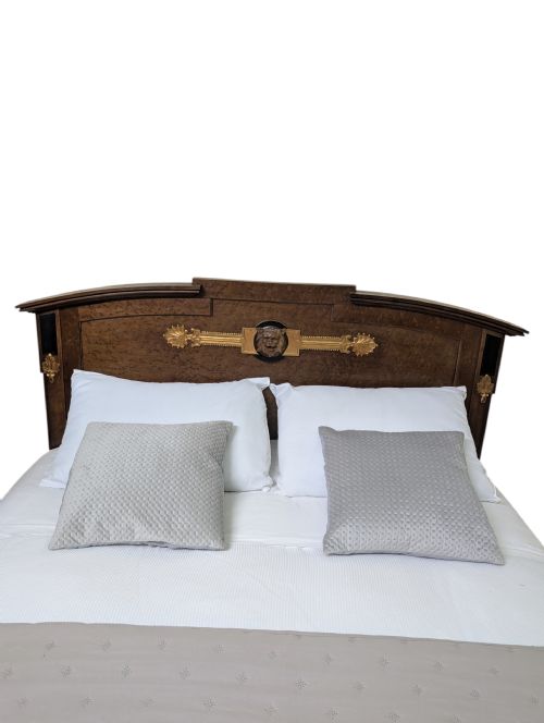 ANTIQUE KING SIZED BED - ADDITIONAL PHOTO 6