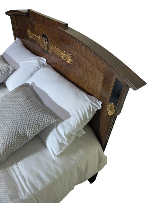 ANTIQUE KING SIZED BED - ADDITIONAL PHOTO 14