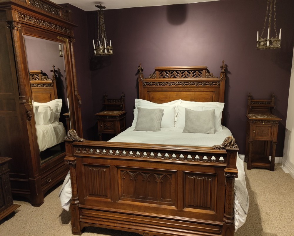 Antique Bedroom Suite  View XX