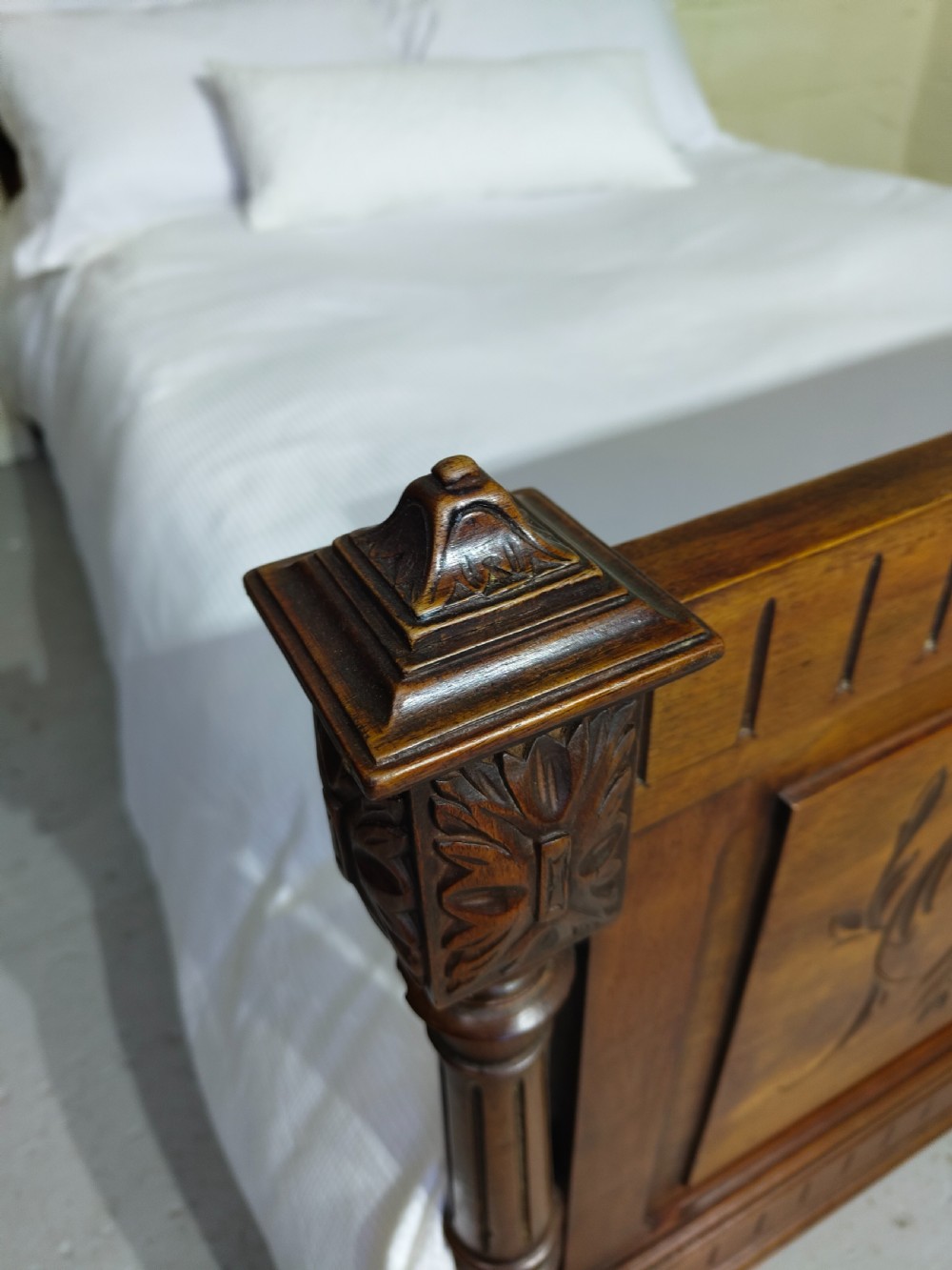 Antique Double Bed  View VIII