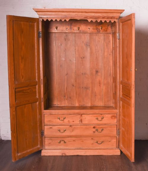fig 1. Scottish Pitch pine Georgian hall cupboard