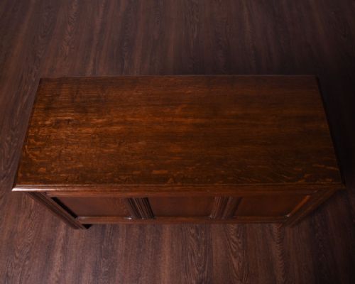 fig 3. oak panelled blanket box