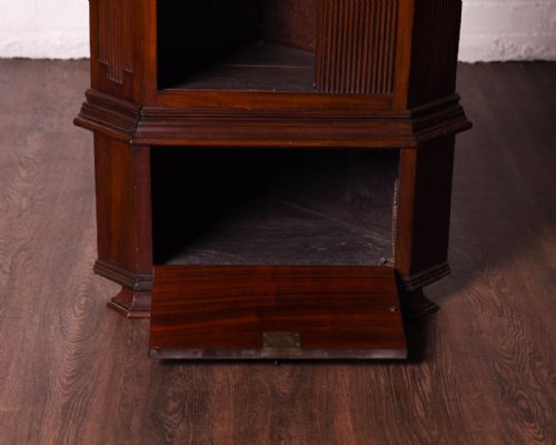 fig 2. Mahogany 3 piece corner cabinet