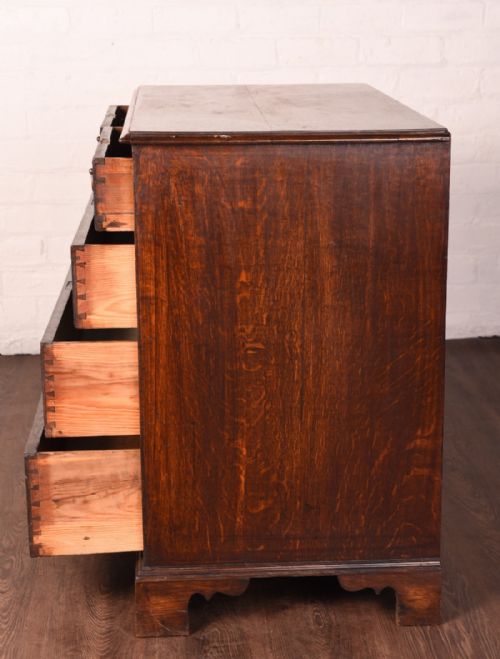fig 3. Georgian oak chest of drawers