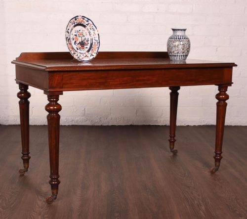 Victorian Mahogany Side Table